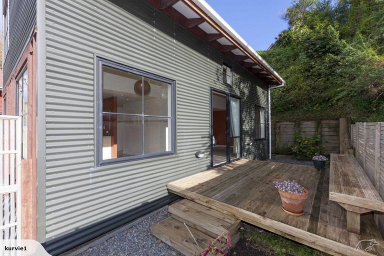 Photo of property in 59 Renown Road, Raumati South, Paraparaumu, 5032