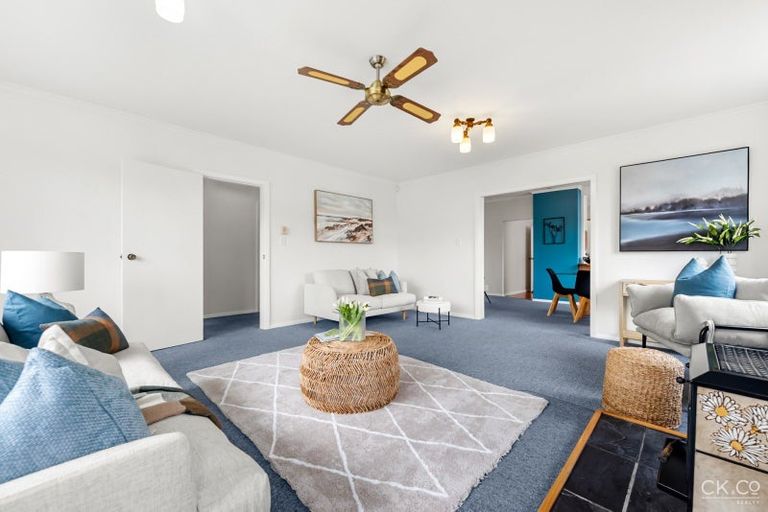 Photo of property in 32 Hall Crescent, Epuni, Lower Hutt, 5011