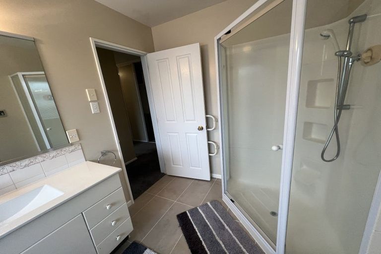 Photo of property in 1/170a Racecourse Road, Sockburn, Christchurch, 8042