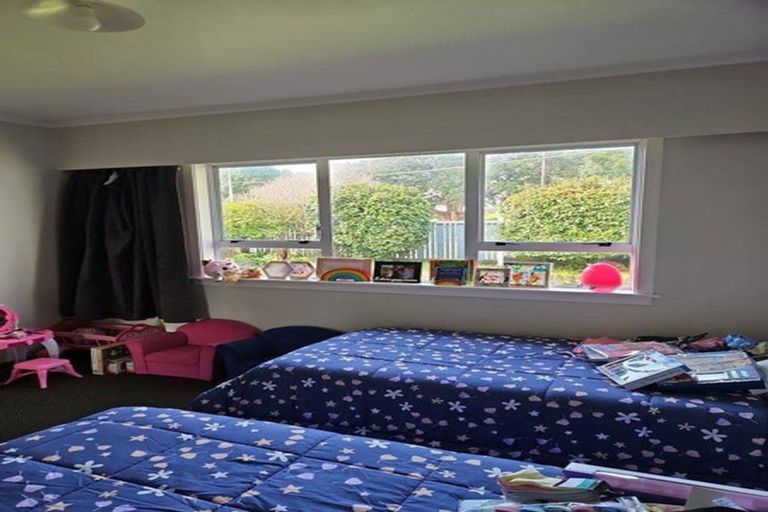 Photo of property in 206 Tukapa Street, Westown, New Plymouth, 4310