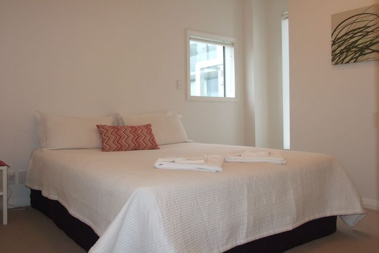 Photo of property in Monvie Apartments, 201/15 Holland Street, Te Aro, Wellington, 6011