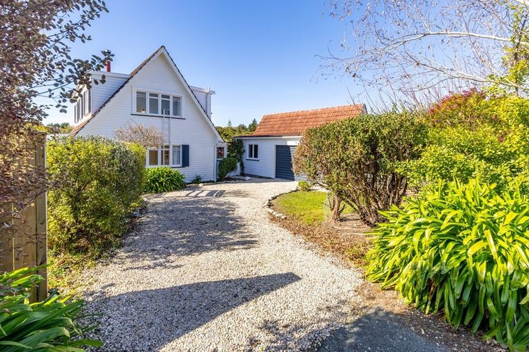 Photo of property in 16 Goddard Road, Tasman, Upper Moutere, 7173