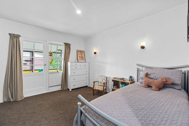 Photo of property in 19 Endeavour Avenue, Welcome Bay, Tauranga, 3112