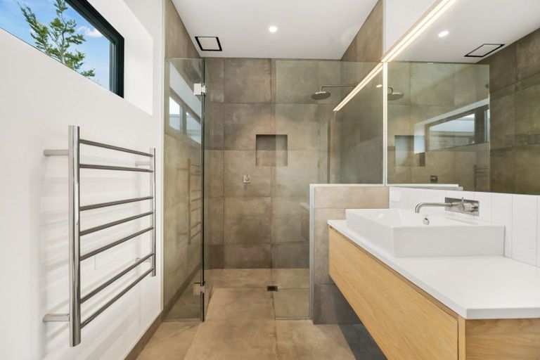 Photo of property in 11 Ruby Ridge, Wanaka, 9305