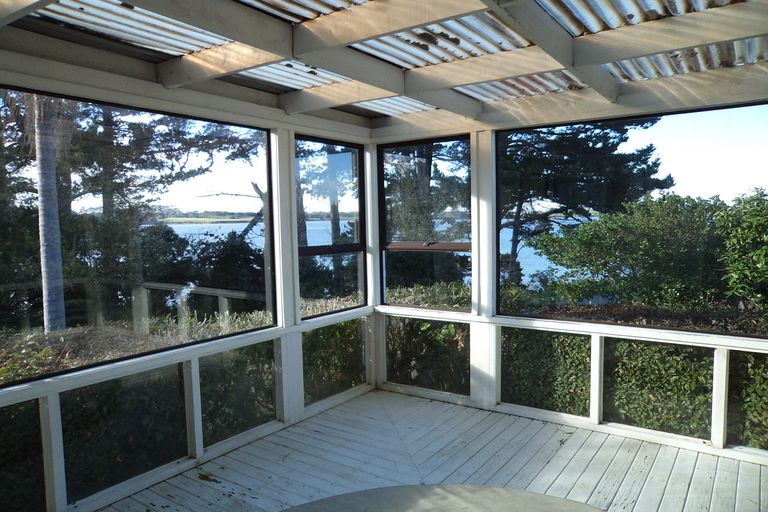 Photo of property in 63 St Annes Crescent, Wattle Downs, Auckland, 2103