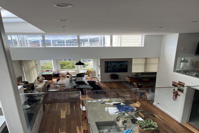 Photo of property in 32 Talavera Terrace, Kelburn, Wellington, 6012