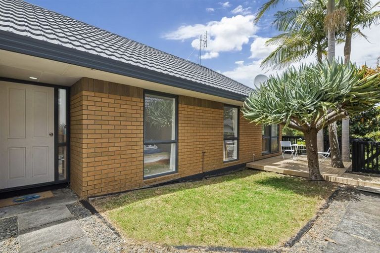 Photo of property in 620/12 Northcross Drive, Oteha, Auckland, 0632