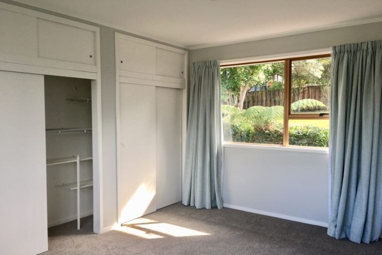 Photo of property in 13 Freya Place, Torbay, Auckland, 0630
