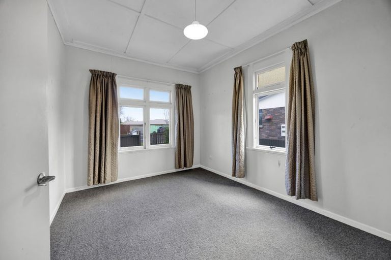 Photo of property in 10 Erin Street, Hawera, 4610