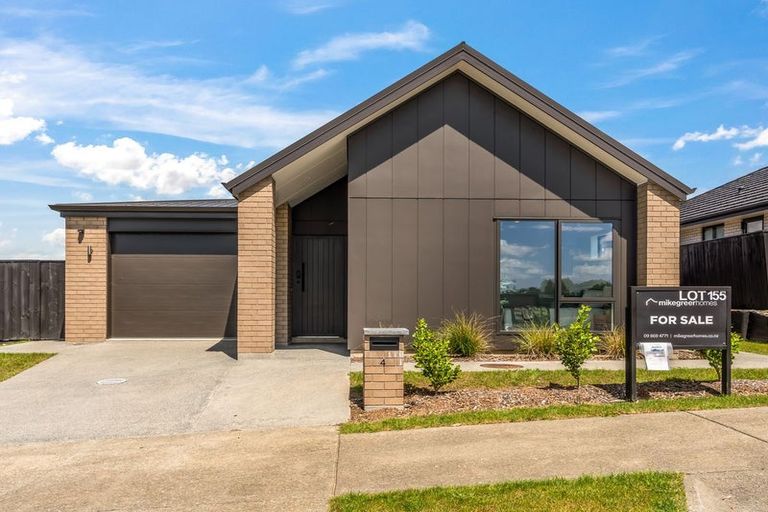 Photo of property in 4 Manaakitia Road, Karaka, 2124