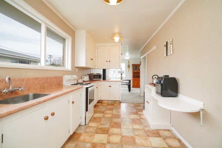 Photo of property in 123 Stobo Street, Grasmere, Invercargill, 9810