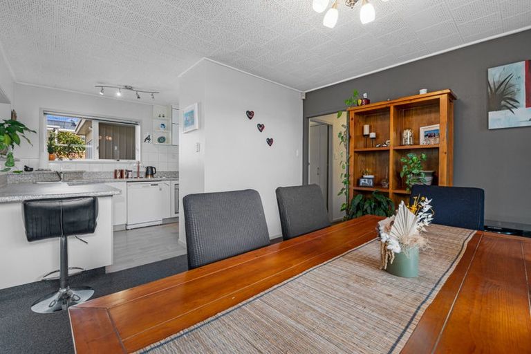 Photo of property in 7 Hapi Street, Pomare, Rotorua, 3015