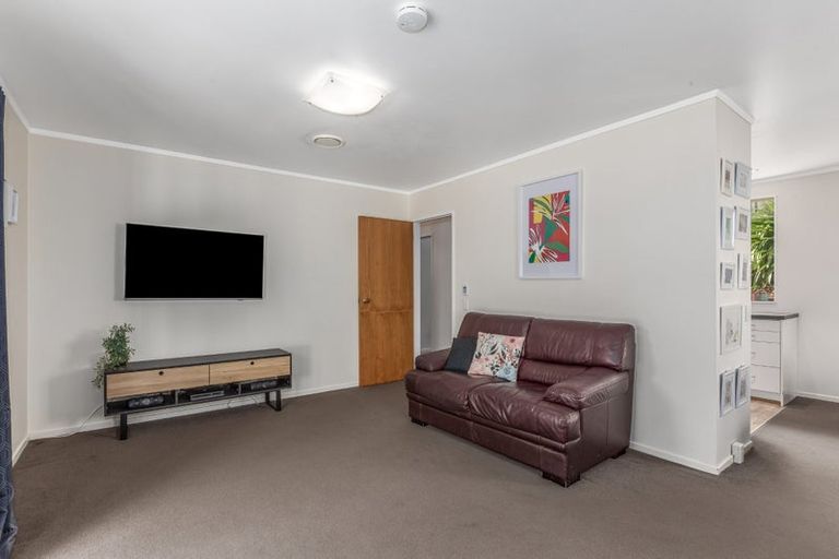 Photo of property in 63a Albatross Close, Whitby, Porirua, 5024