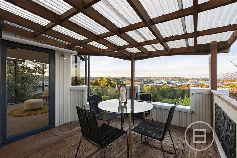 Photo of property in 11 Beatrice Avenue, Hillcrest, Auckland, 0627