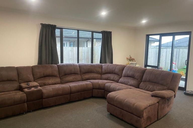 Photo of property in 22 Costello Drive, Ngatea, 3503