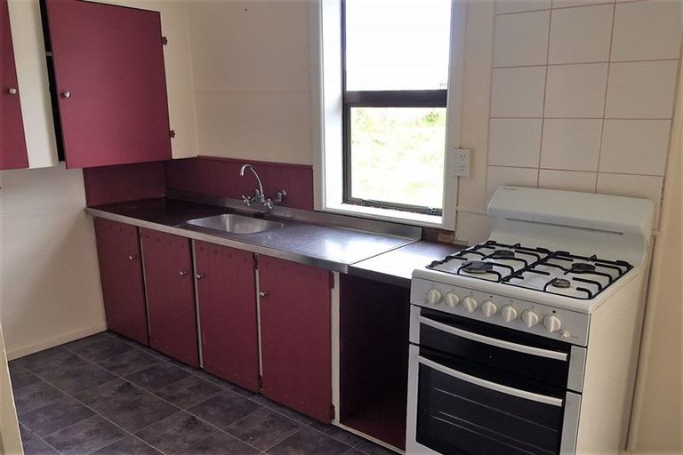 Photo of property in 16 Beach Road, Castlecliff, Whanganui, 4501