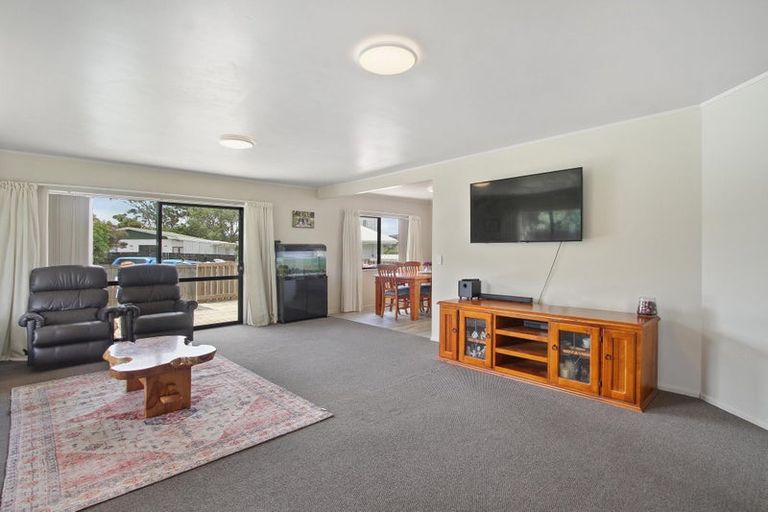 Photo of property in 518 Great South Road, Rosehill, Papakura, 2113