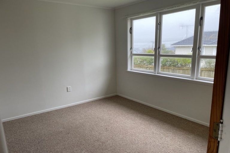 Photo of property in 96 Garfield Road, Helensville, 0800