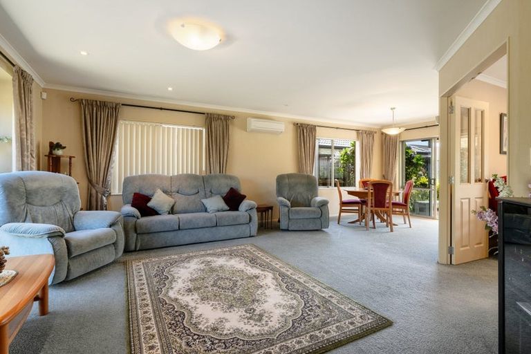 Photo of property in 19 Amery Place, Papamoa Beach, Papamoa, 3118