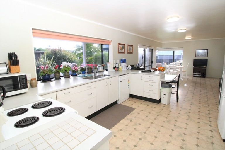 Photo of property in 134 Kowhai Avenue, Matarangi, Whitianga, 3592