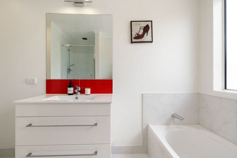 Photo of property in 13 Tiaki Way, Cambridge, 3434