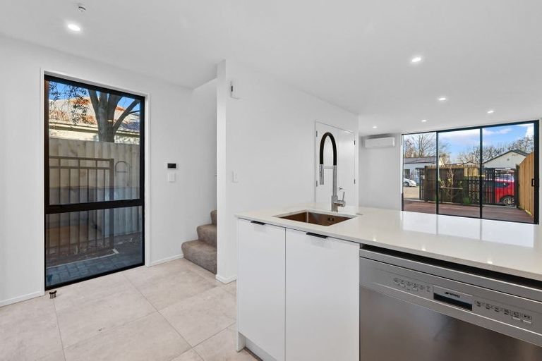 Photo of property in 9 Ward Street, Addington, Christchurch, 8024