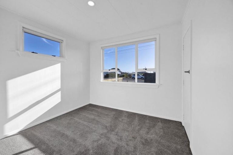 Photo of property in 28 Hunter Street, Hawera, 4610