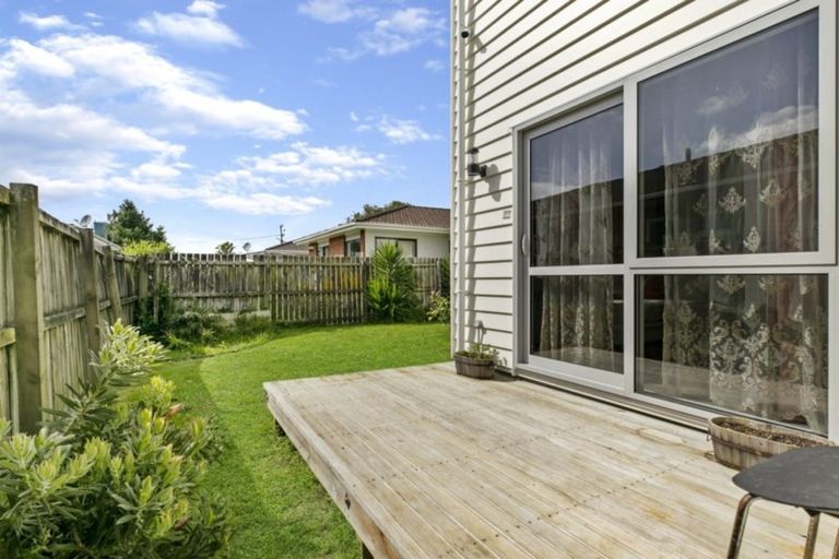 Photo of property in 45b Russell Road, Manurewa, Auckland, 2102