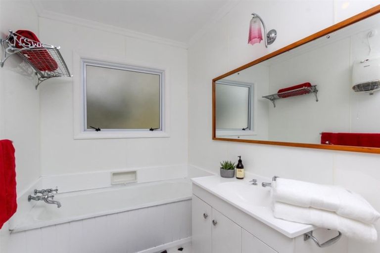 Photo of property in 29 Timandra Street, Welbourn, New Plymouth, 4312