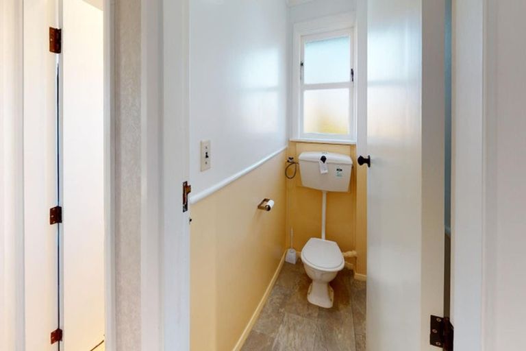 Photo of property in 4a Warwick Place, Awapuni, Palmerston North, 4412