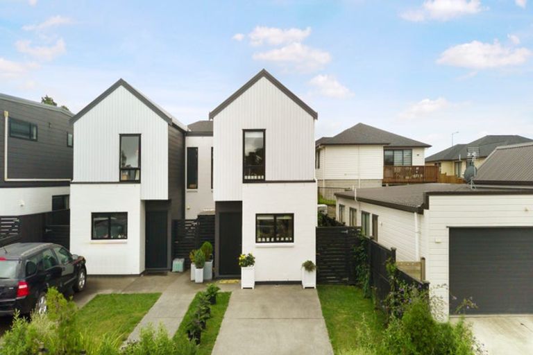 Photo of property in 43 Patrick Rice Drive, Swanson, Auckland, 0614