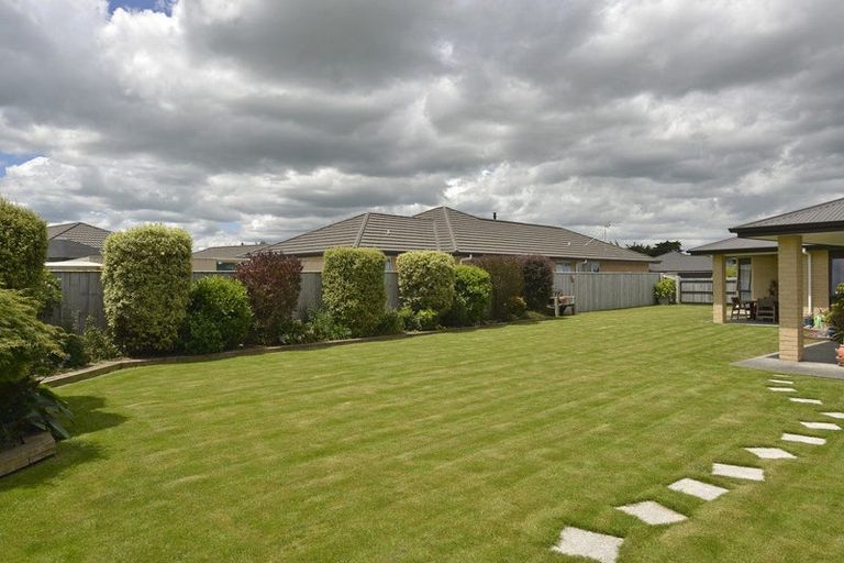 Photo of property in 19 Feist Street, Carterton, 5713