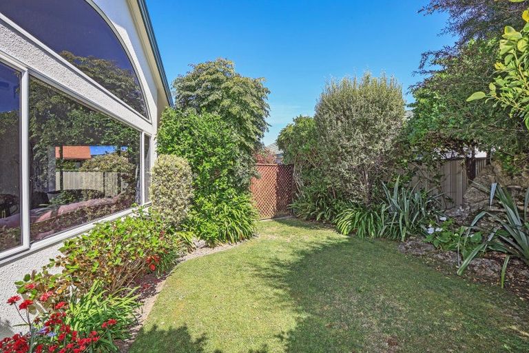 Photo of property in 9 Claridge Place, Taradale, Napier, 4112