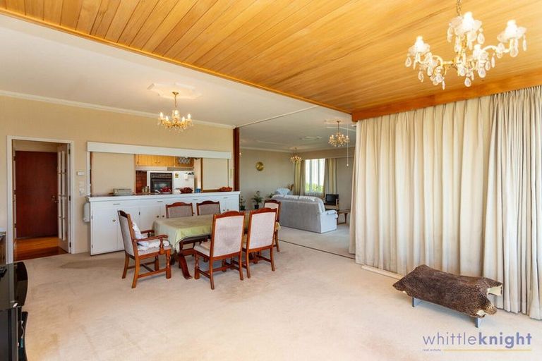 Photo of property in 185 Hackthorne Road, Cashmere, Christchurch, 8022