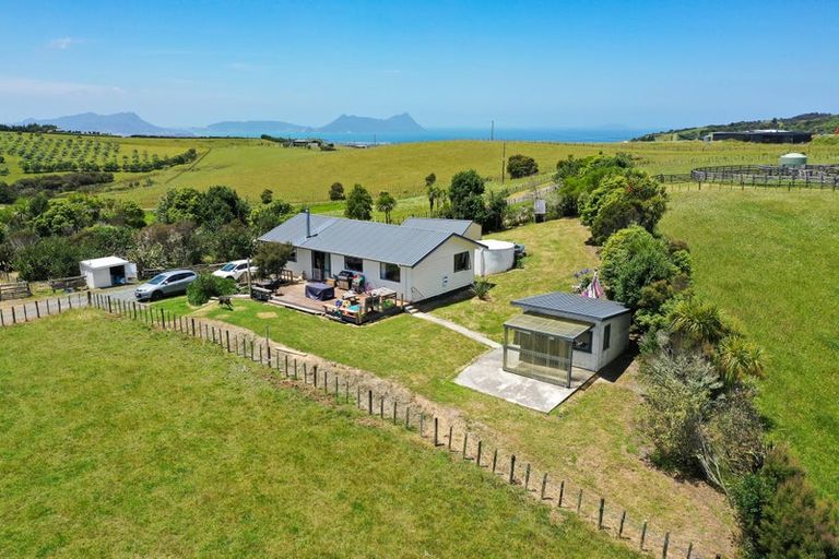 Photo of property in 579 Ormiston Road, Ruakaka, Waipu, 0582