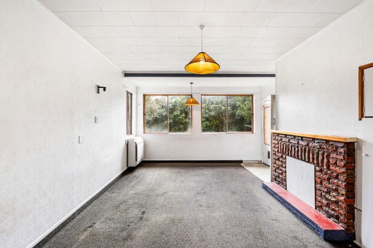 Photo of property in 65 Shakespeare Road, Bluff Hill, Napier, 4110