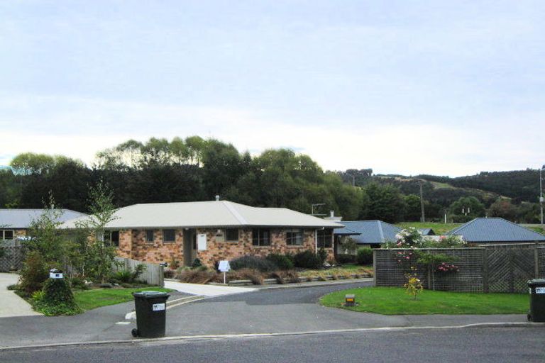 Photo of property in 25a Duxford Crescent, Fairfield, Dunedin, 9018