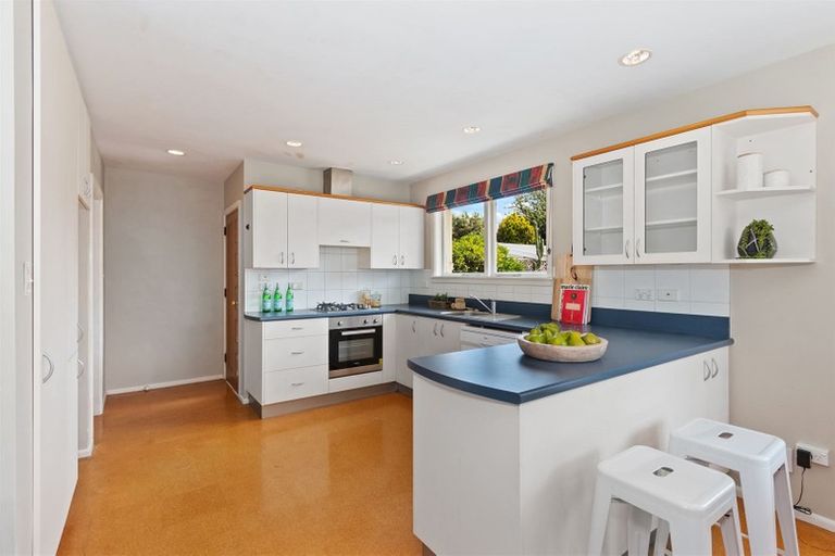 Photo of property in 37 Dunster Street, Burnside, Christchurch, 8053