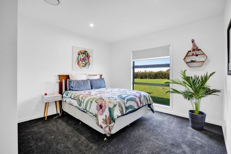 Photo of property in 66d Flint Road, Stratford, 4332