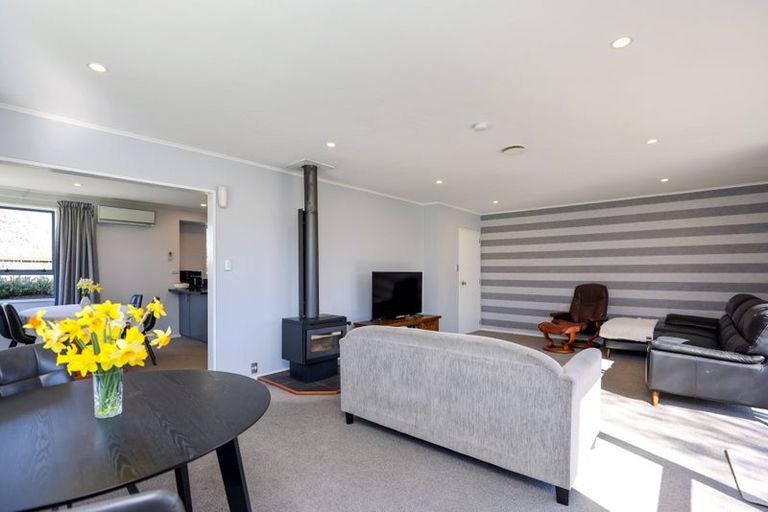 Photo of property in 10 Maple Lane, Tinwald, Ashburton, 7700
