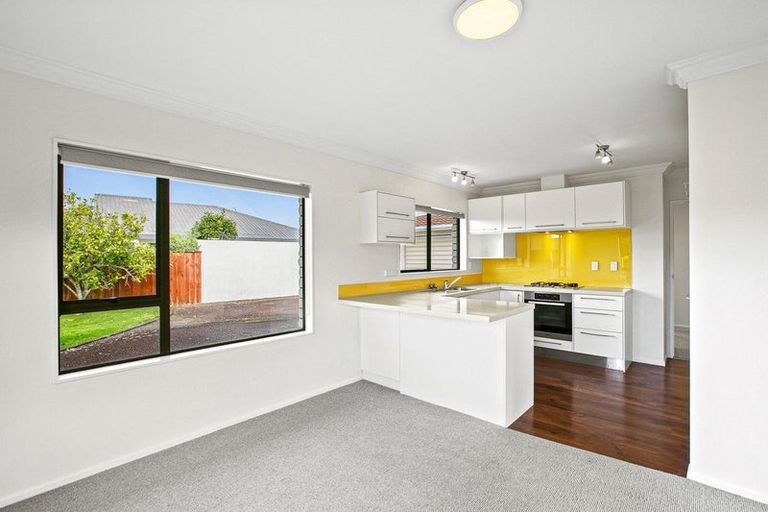Photo of property in 50 Barrett Road, Whalers Gate, New Plymouth, 4310