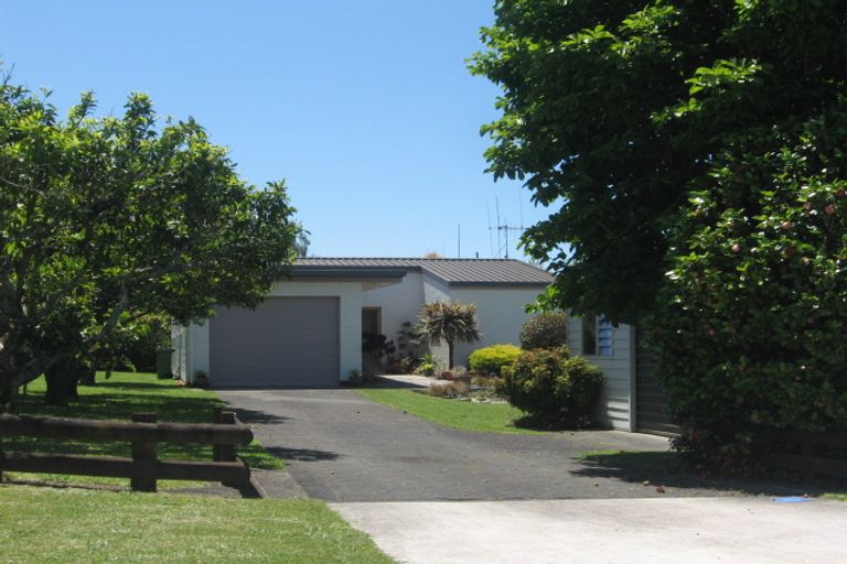 Photo of property in 8 Matahiwi Road, Te Puna, Tauranga, 3174