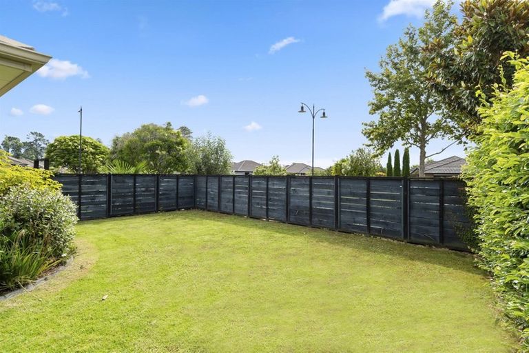 Photo of property in 1 Kereru Place, Pyes Pa, Tauranga, 3112