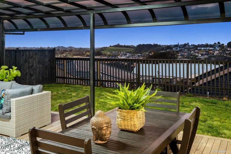 Photo of property in 59 Lisle Farm Drive, Pukekohe, 2120