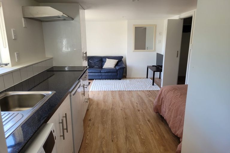 Photo of property in 13 Oku Street, Island Bay, Wellington, 6023