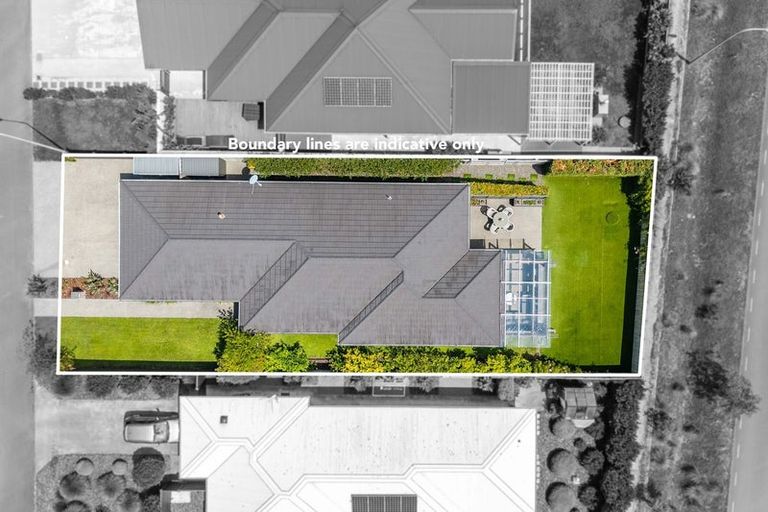 Photo of property in 7 Mahia Lane, Waikanae, 5036