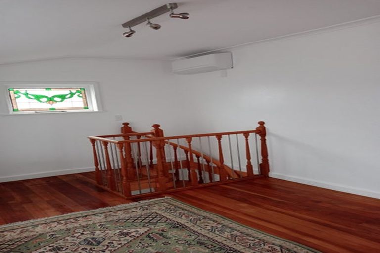 Photo of property in 136 Lemon Street, Strandon, New Plymouth, 4312