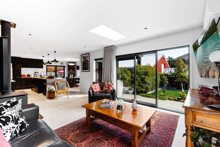 Photo of property in 21 Little Maude Drive, Lake Hawea, Wanaka, 9382