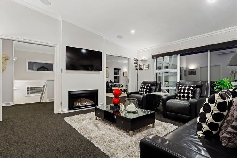 Photo of property in 2a Jahan Lane, Cashmere, Christchurch, 8022