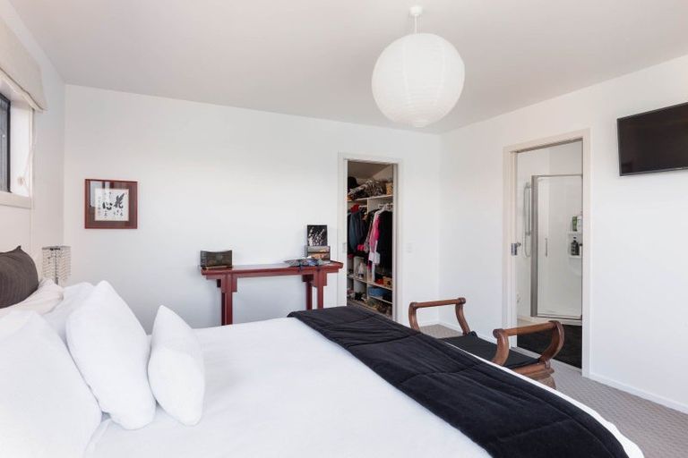 Photo of property in 2 Cherry Lane, Acacia Bay, Taupo, 3330